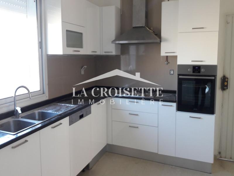 Duplex S+3 avec terrasse à La Marsa